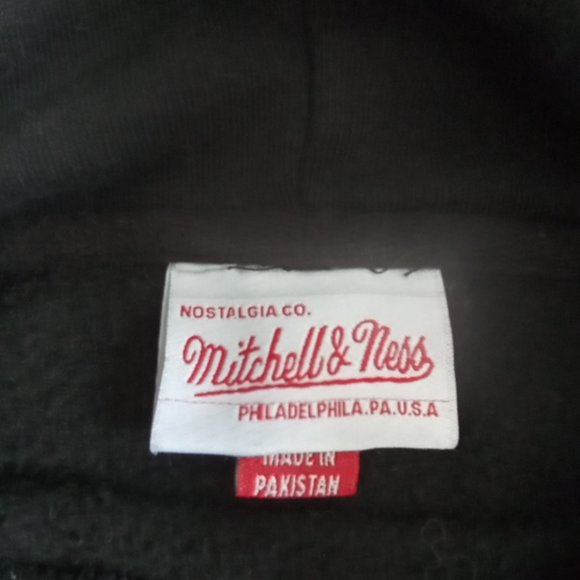 Los Angeles Lakers Mitchell & Ness hoodie Size Large - Picture 6 of 9
